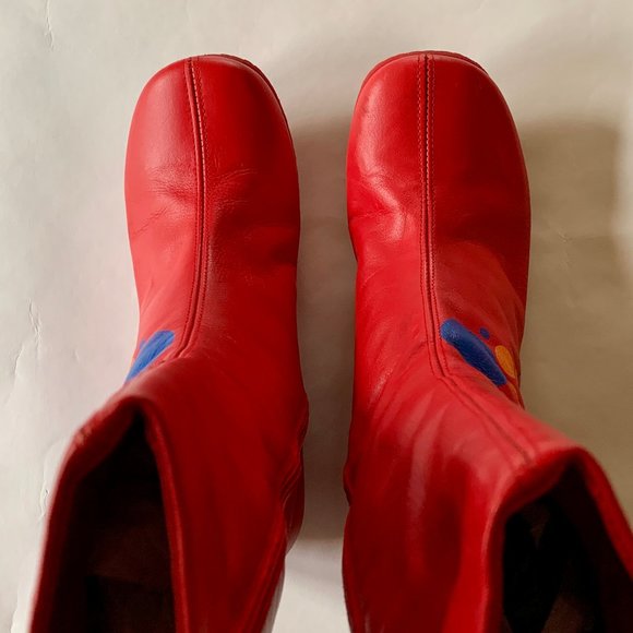 Rare - Rizzo Boots - Red GoGo Mod Girl on Cellphone - EU41 - Picture 9 of 16